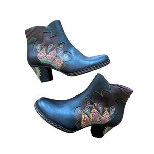 L'Artiste Zamihi Black Leather Booties Size 40 US 9